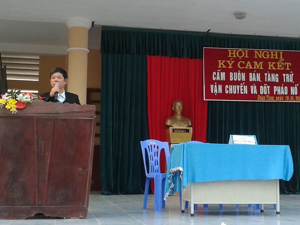 Thầy Trần Văn Yên - Bí thư chi bộ - Hiệu trưởng nhà trường phát biểu ý kiến